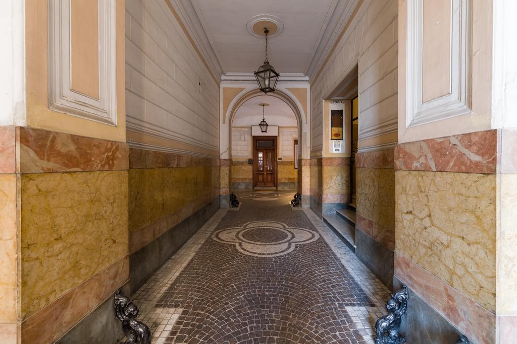 Vatican Treasure Рим Экстерьер фото